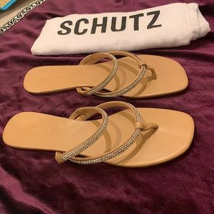 💥SALE💥 Schutz crystals embellished flat sandals Sz 7.5